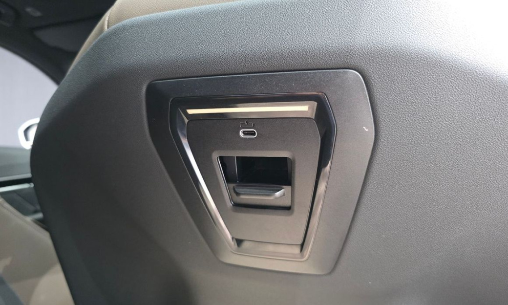 BMW 5-Series 520i M Sport, 2024