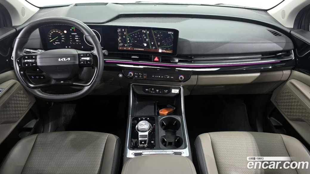 Kia Carnival 9-Seater Signature, 2025