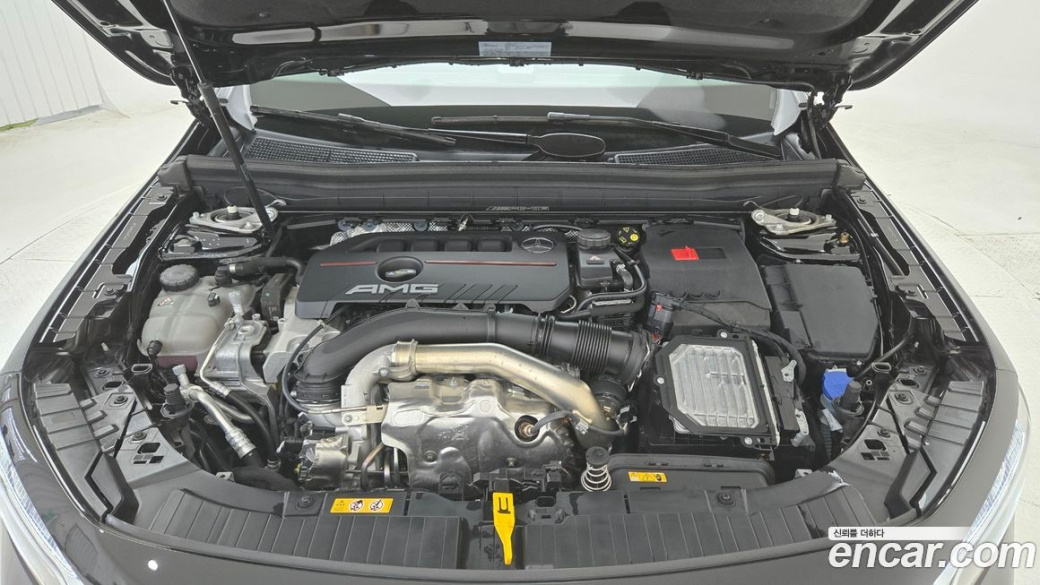Mercedes-Benz GLB-Class AMG GLB35 4MATIC, 2025