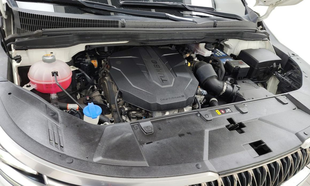 Kia Carnival 7-Seater Signature, 2022