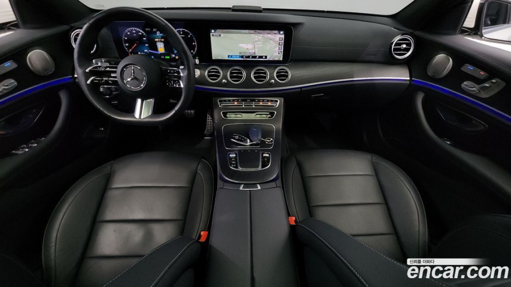 Mercedes-Benz E-Class E220d 4MATIC AMG Line, 2023