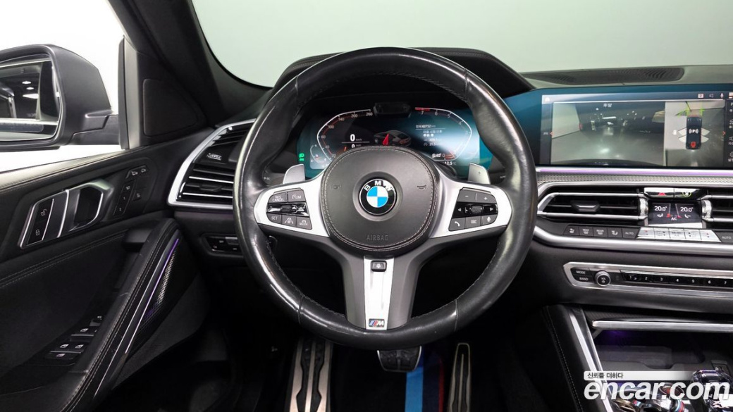 BMW X6 xDrive40i M Sport, 2022