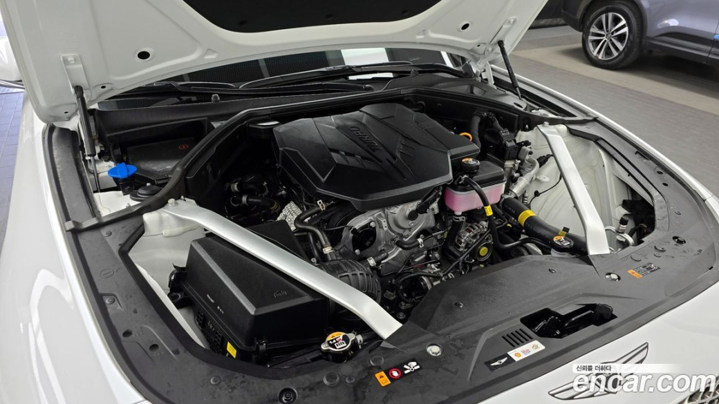 Genesis G70 Gasoline 2.5T 2WD, 2025