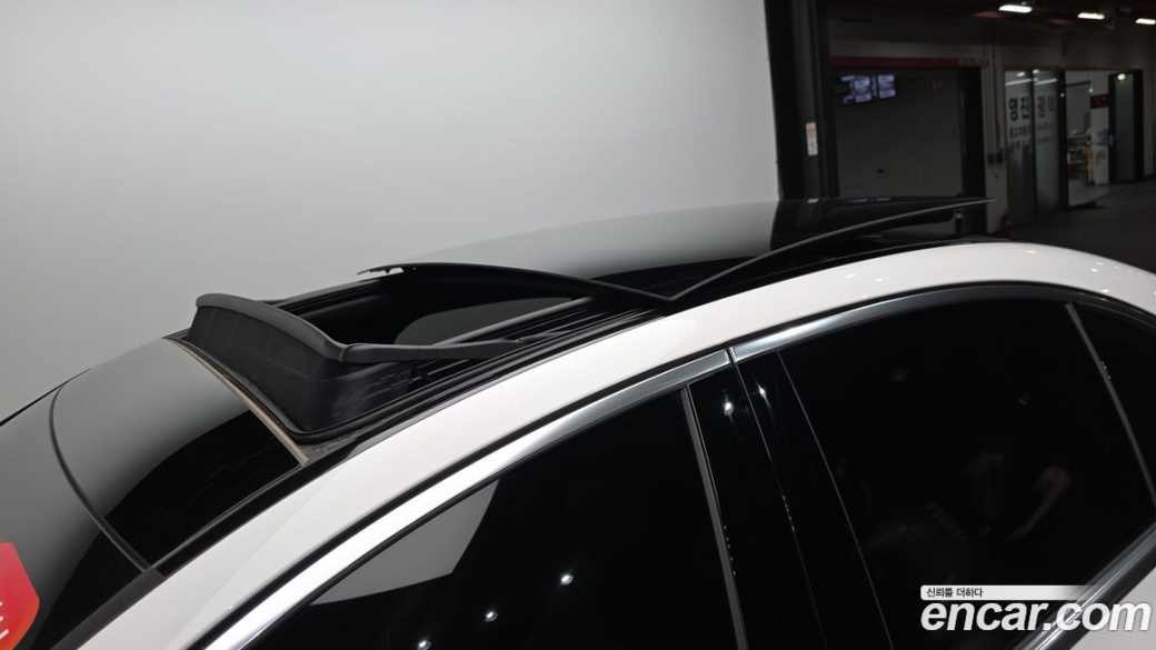 Mercedes-Benz E-Class E200 Avantgarde, 2024