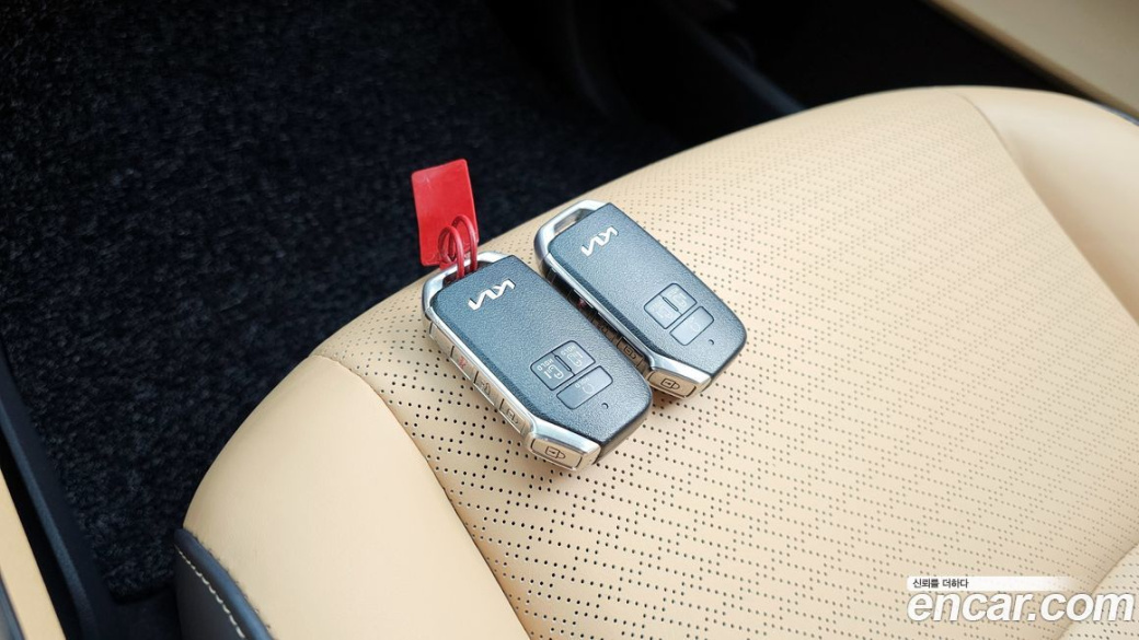 Kia Carnival 9-Seater Signature, 2022