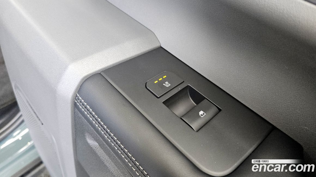 Kia Tasman 2.5T Gasoline 4WD, 2026