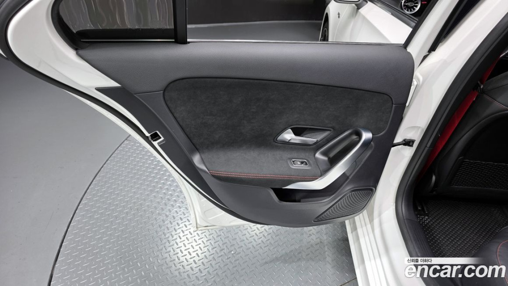 Mercedes-Benz A-Class AMG A35 4MATIC Sedan, 2024