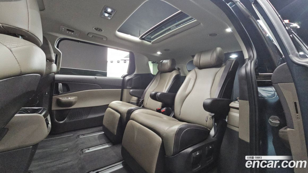 Kia Carnival 7-Seater Noblesse, 2024