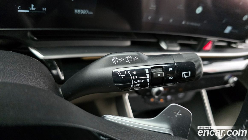 Kia Carnival 9-Seater Gravity, 2025