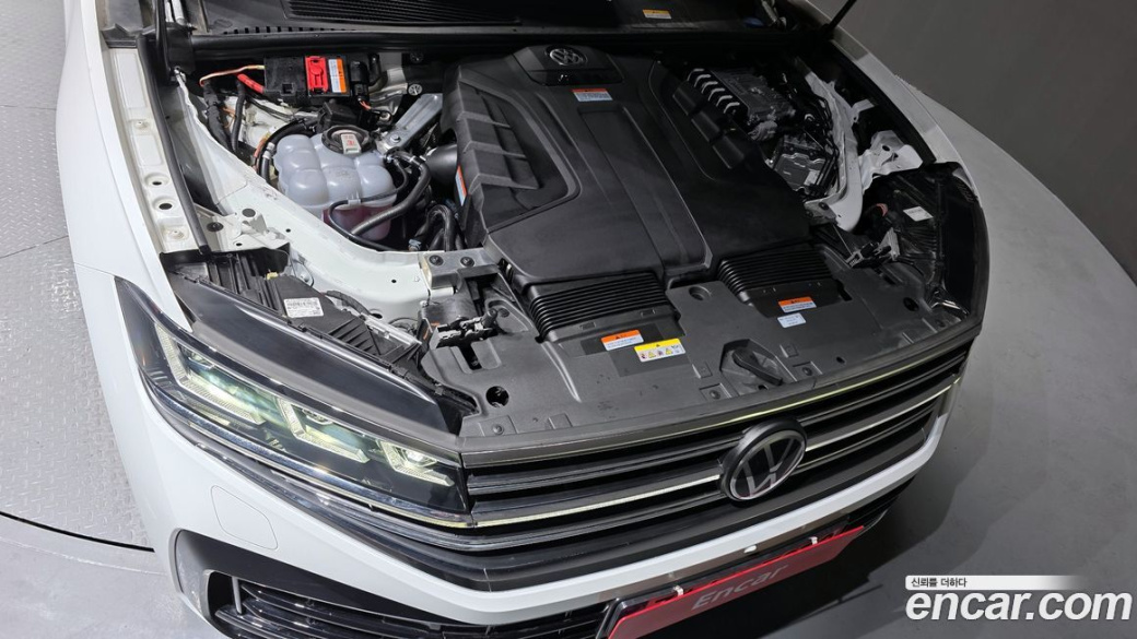 Volkswagen Touareg 3.0 TDI Prestige, 2024