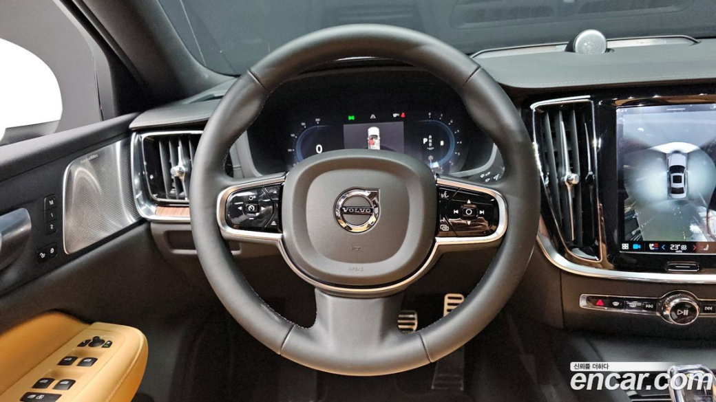 Volvo S60 B5 Ultimate Bright, 2024