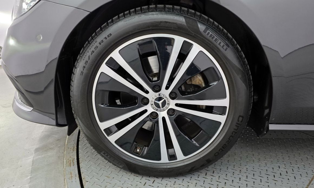 Mercedes-Benz E-Class E250 Avantgarde, 2021