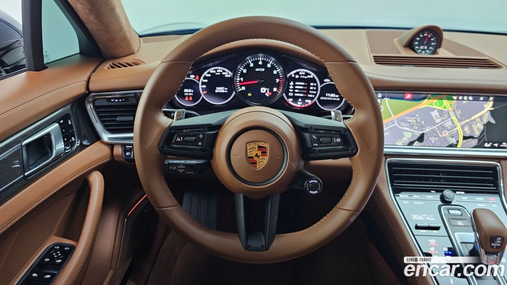 Porsche Panamera 4.0 GTS, 2021