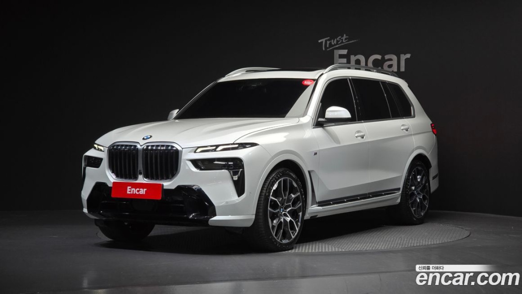 BMW X7 xDrive 40i M Sport 6STR, 2025