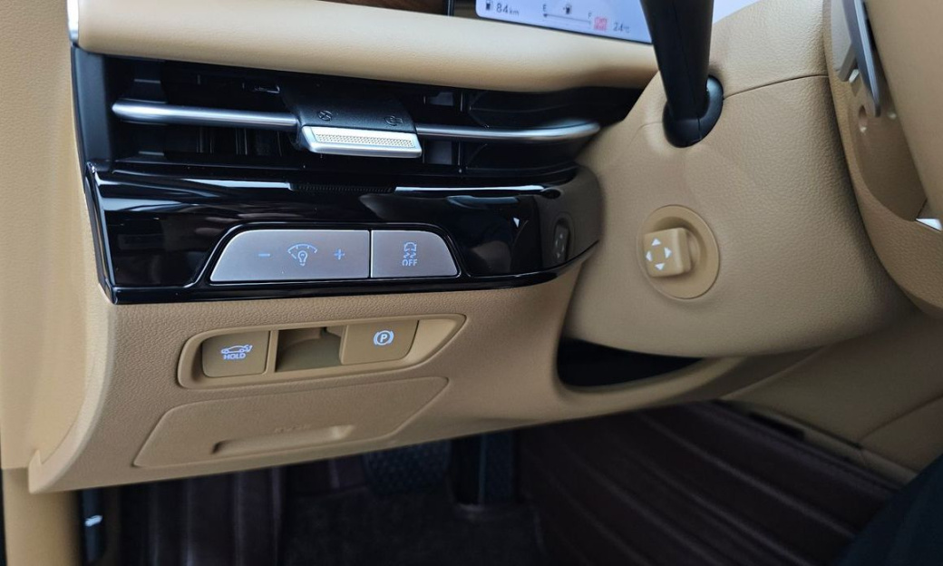 Genesis G80 Gasoline 2.5 Turbo AWD, 2025