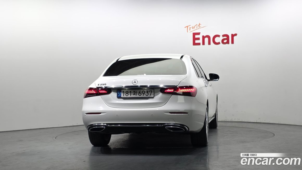 Mercedes-Benz E-Class E250 Exclusive, 2022