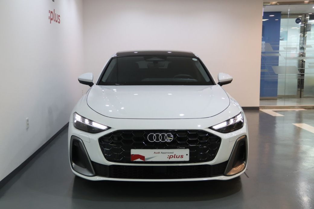Audi A5 40 TFSI Quattro S Line, 2025