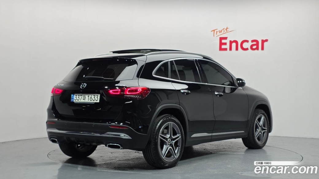 Mercedes-Benz GLA-Class GLA250 4MATIC, 2023