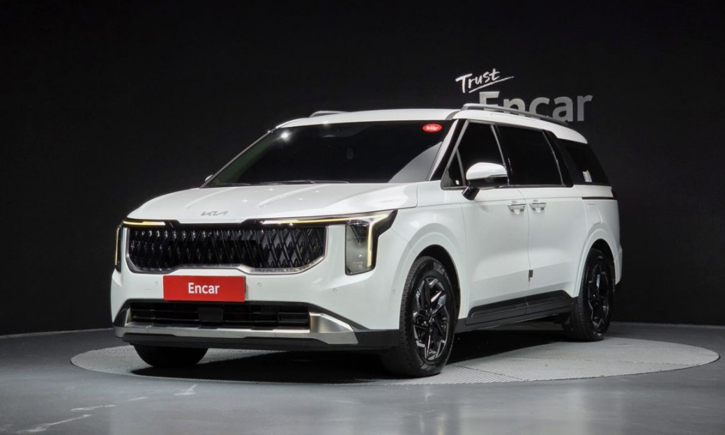 Kia Carnival 9-Seater Noblesse, 2024