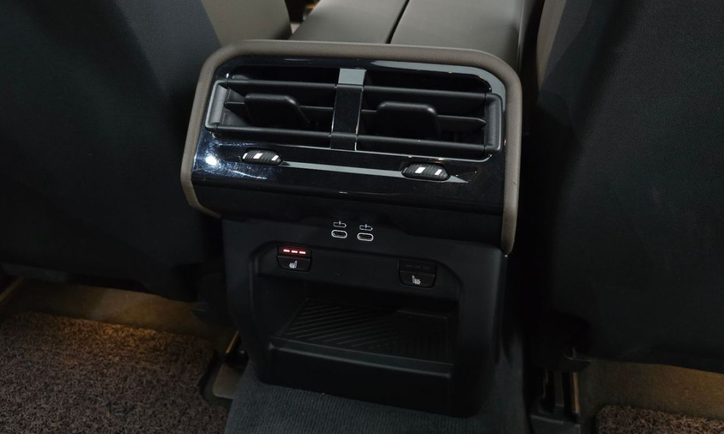BMW 5-Series 520i M Sport, 2024