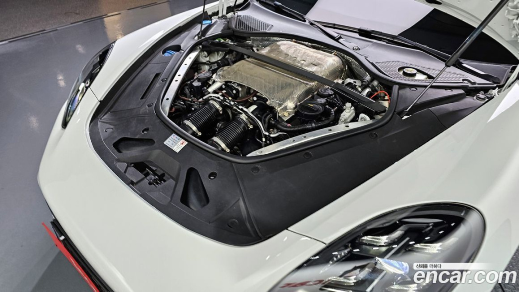 Porsche Panamera 4.0 GTS, 2022