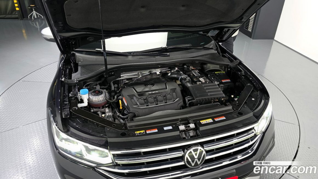 Volkswagen Tiguan 2.0 TSI Prestige, 2023