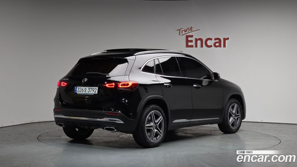 Mercedes-Benz GLA-Class GLA250 4MATIC, 2023