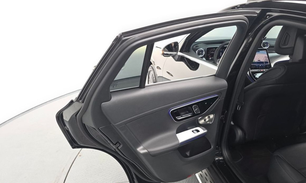 Mercedes-Benz GLC-Class GLC 300 4MATIC Avantgarde, 2025