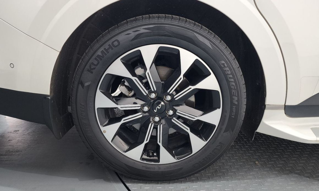 Kia Carnival 7-Seater Signature, 2022