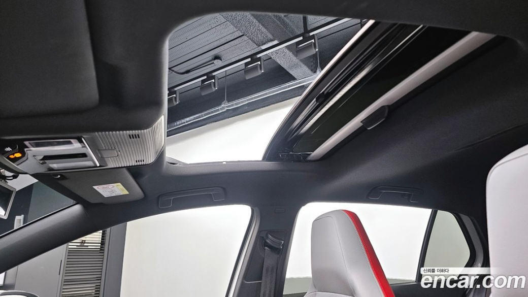 Volkswagen Golf 2.0 GTI, 2024