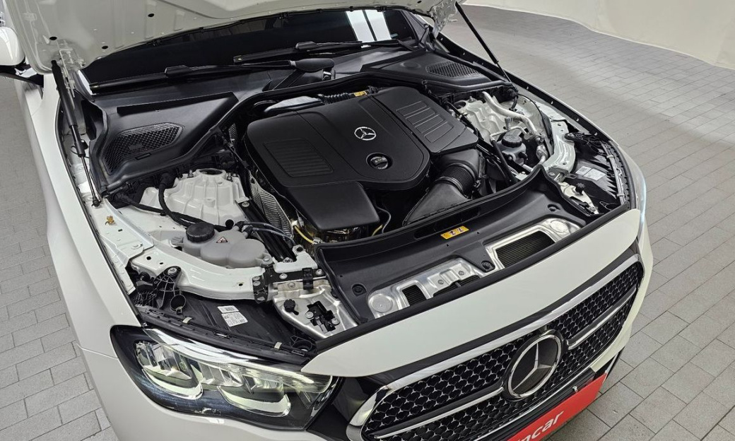 Mercedes-Benz E-Class E200 Avantgarde, 2025