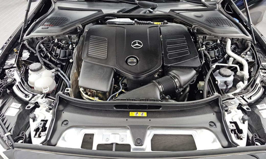 Mercedes-Benz E-Class E200 Avantgarde, 2025