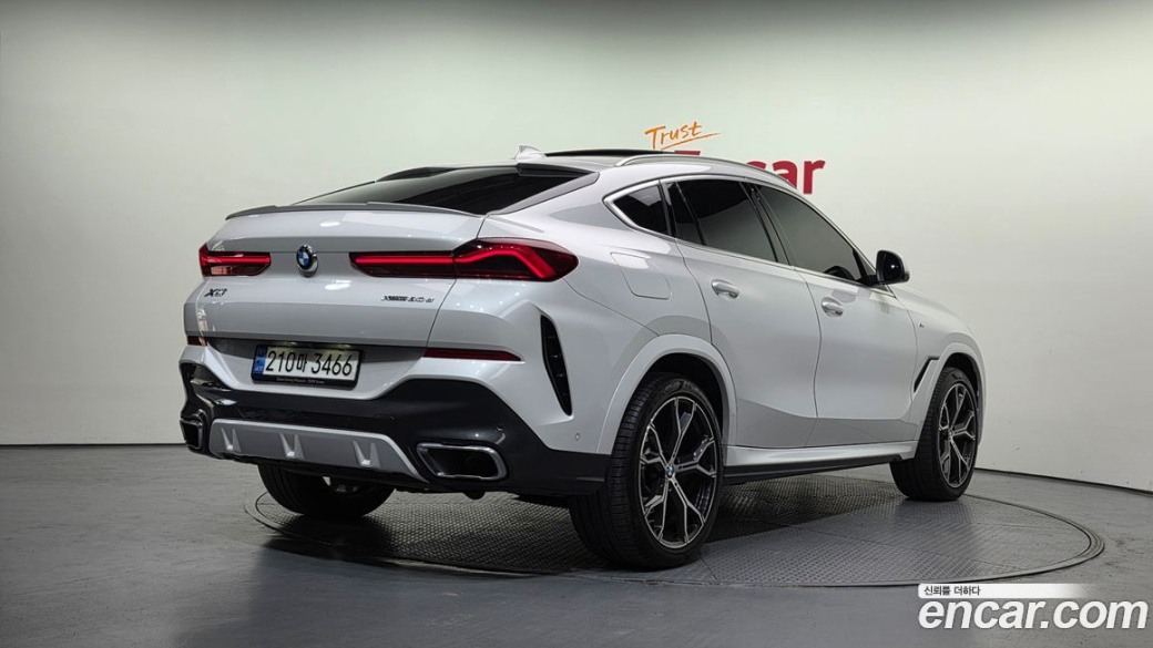 BMW X6 xDrive30d M Sport, 2022