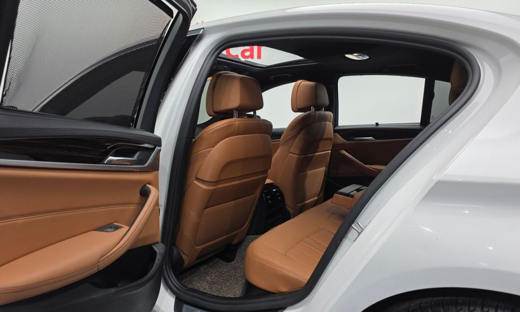 BMW 5-Series 520i M Sport, 2022