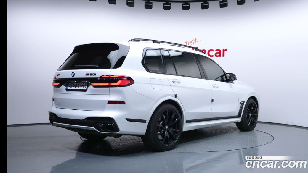 BMW X7 M60i xDrive M sport 6STR, 2025