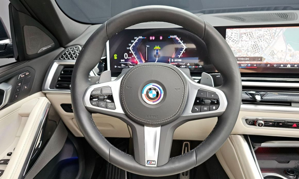 BMW X6 xDrive40i M Sport, 2025