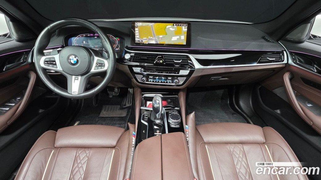 BMW 5-Series 530i xDrive M Sport Package, 2023
