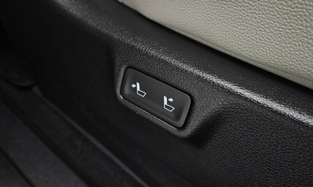 Kia Carnival 9-Seater Noblesse, 2022