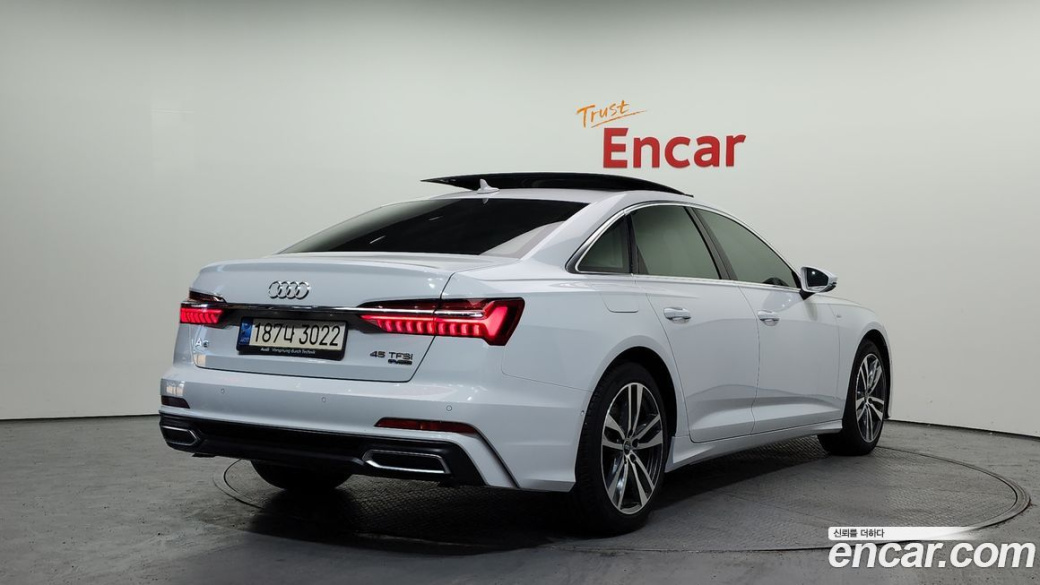 Audi A6 45 TFSI Quattro Premium, 2022