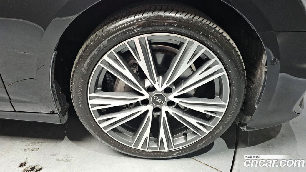 Audi A6 45 TFSI Quattro Premium, 2023