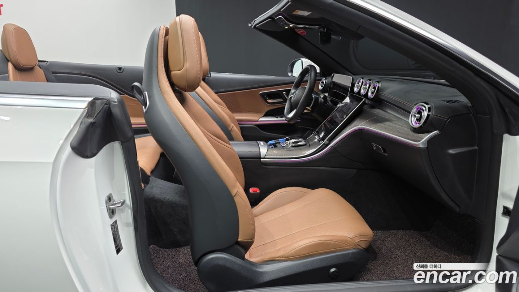 Mercedes-Benz CLE-Class CLE200 Cabriolet, 2024