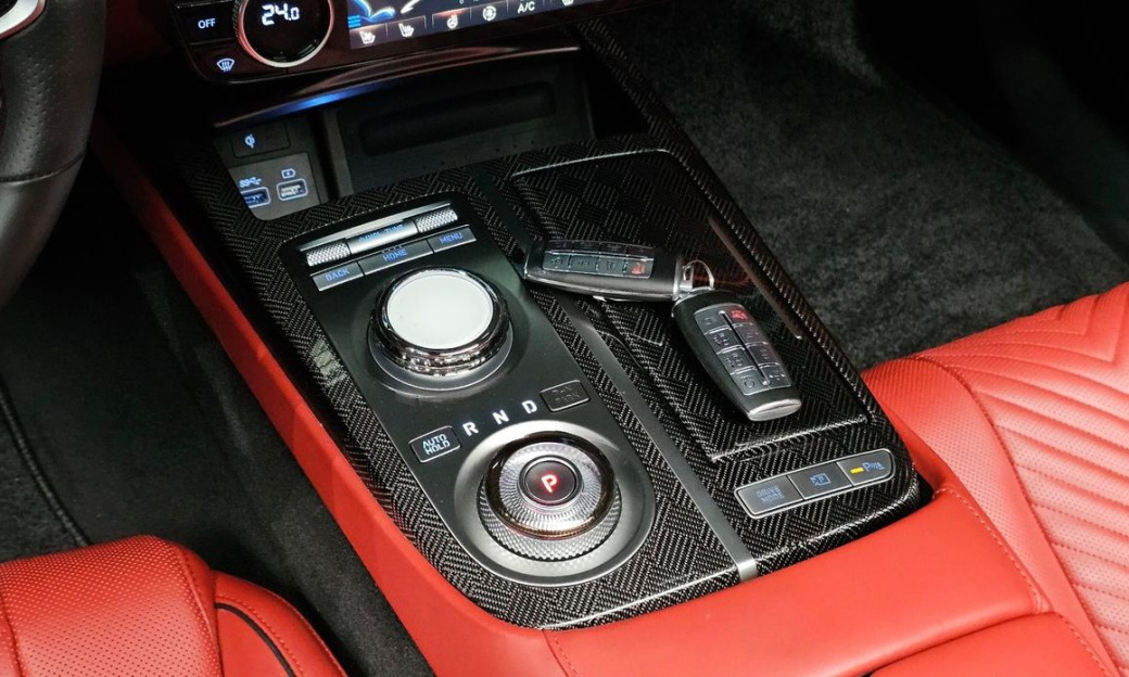 Genesis G80 Gasoline 2.5 Turbo AWD, 2024