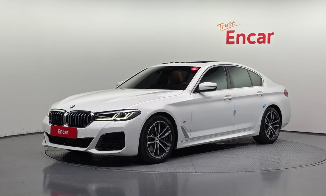 BMW 5-Series 520i M Sport, 2022