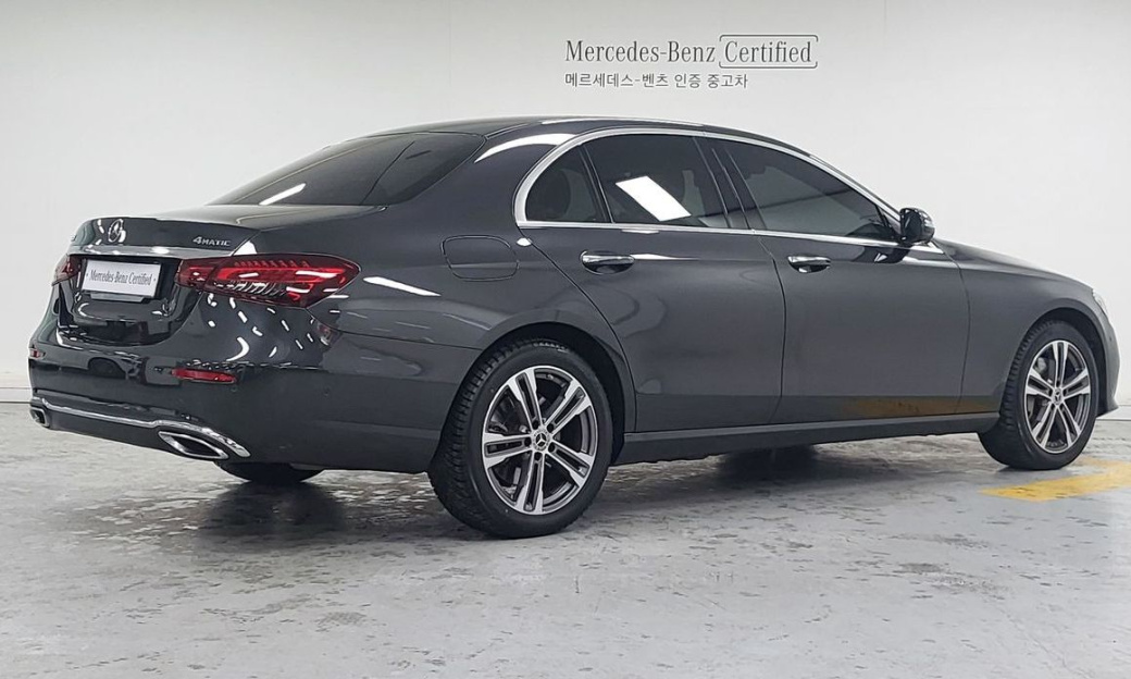 Mercedes-Benz E-Class E350 4MATIC Avantgarde, 2022
