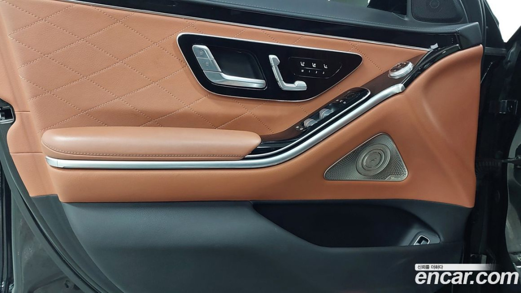 Mercedes-Benz S-Class S500L 4MATIC, 2022