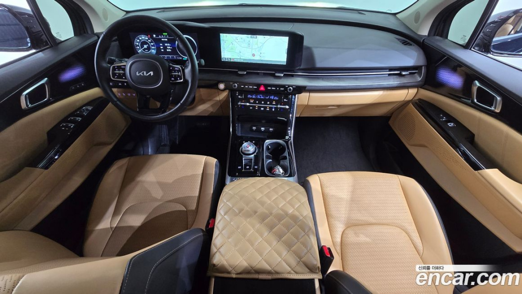 Kia Carnival 7-Seater Signature, 2023
