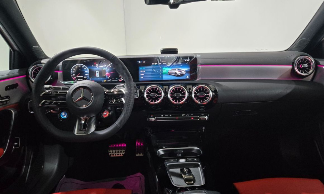 Mercedes-Benz A-Class AMG A35 4MATIC Sedan, 2025