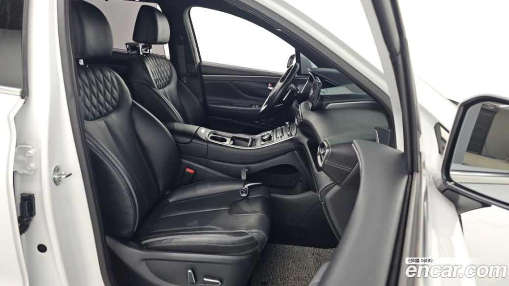 Hyundai Santafe Diesel 2.2 2WD, 2021