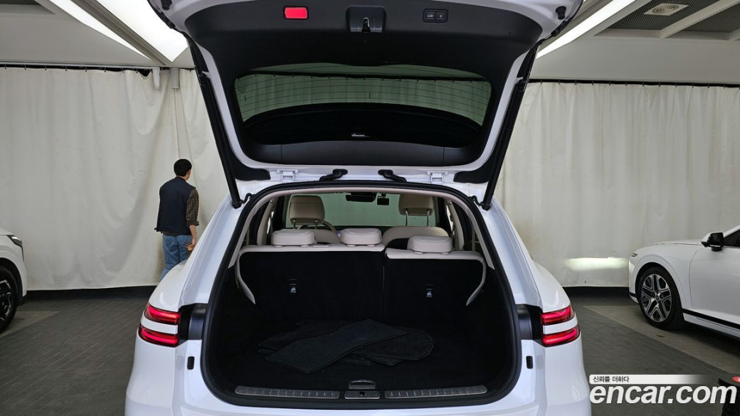 Genesis GV70 2.5T Gasoline 2WD, 2025