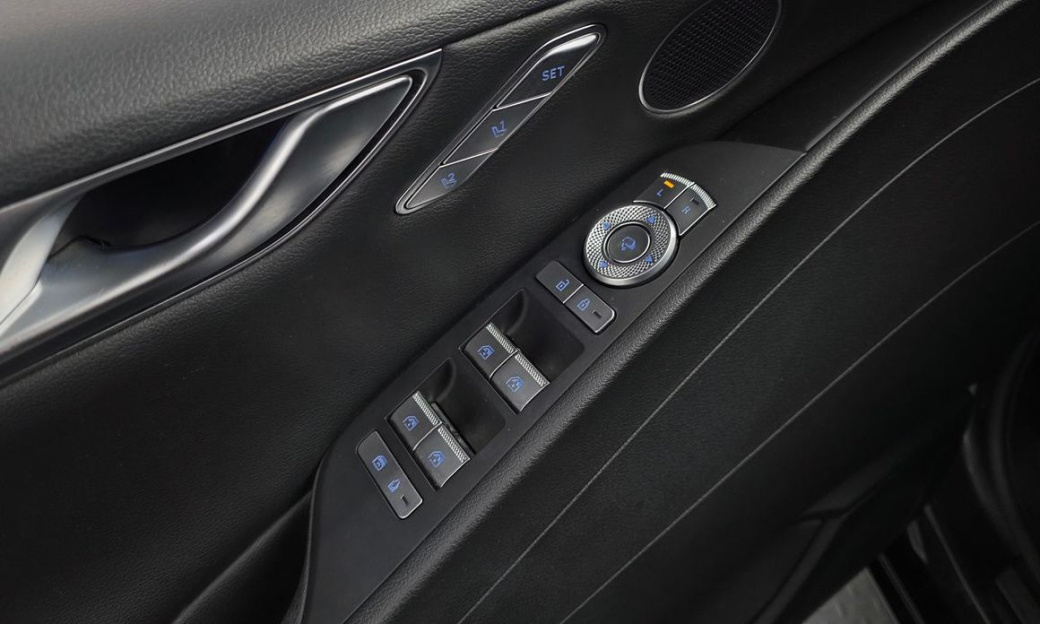 Genesis G80 Gasoline 2.5 Turbo 2WD, 2023